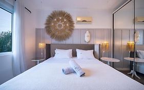 Apartamento Oásis no Santinho by Achei
